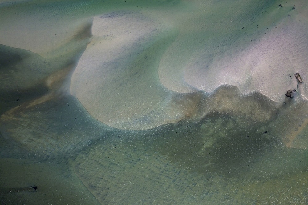 sea in different colors 
